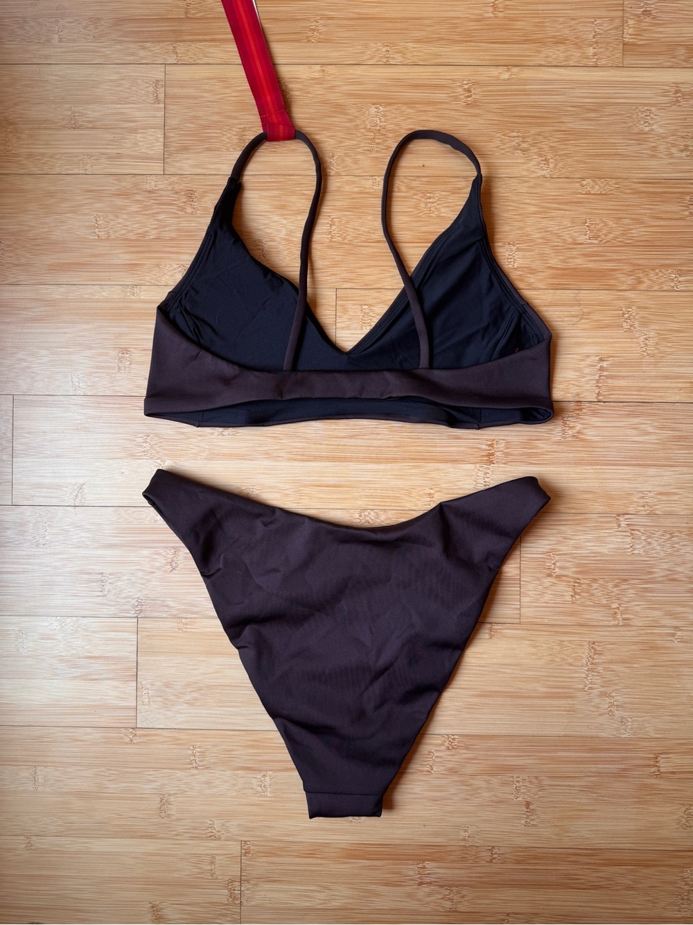 Left On Friday Cold Brew Bikini SET - Picture 4 of 7